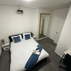 Appartement Unique Double Bedroom, Londres